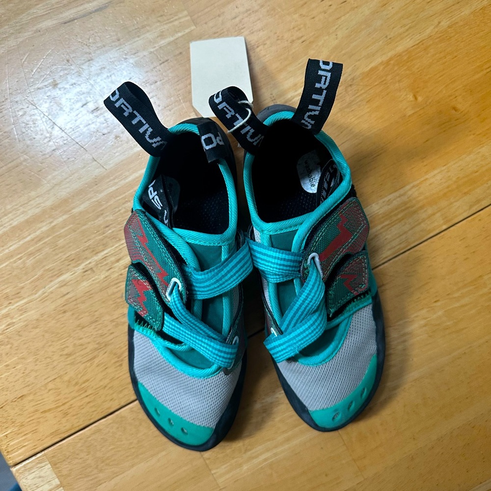 La Sportiva Oxygym Climbing Shoe Size 37.5